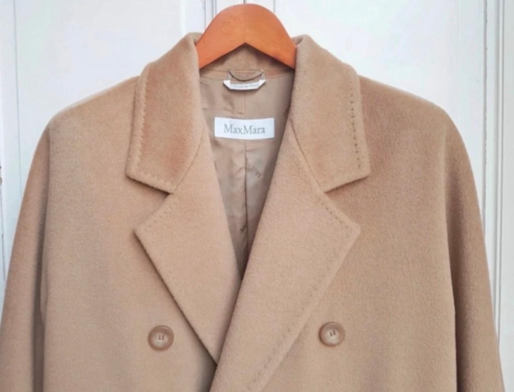 Mooie Max Mara mantel - Valt als maat 36/38, Ophalen of Verzenden, Zo goed als nieuw