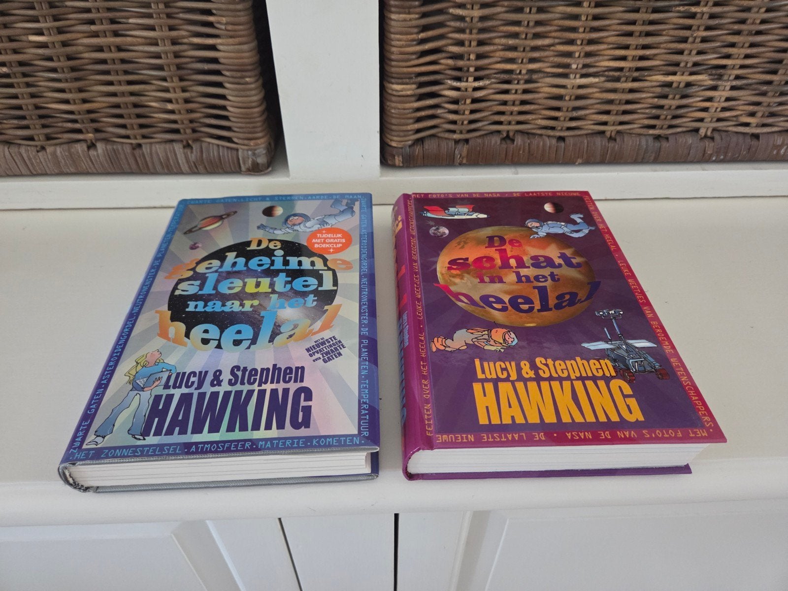 Lucy En Stephen Hawking - 2 boeken, Boeken, Ophalen of Verzenden, Gelezen, Fictie algemeen