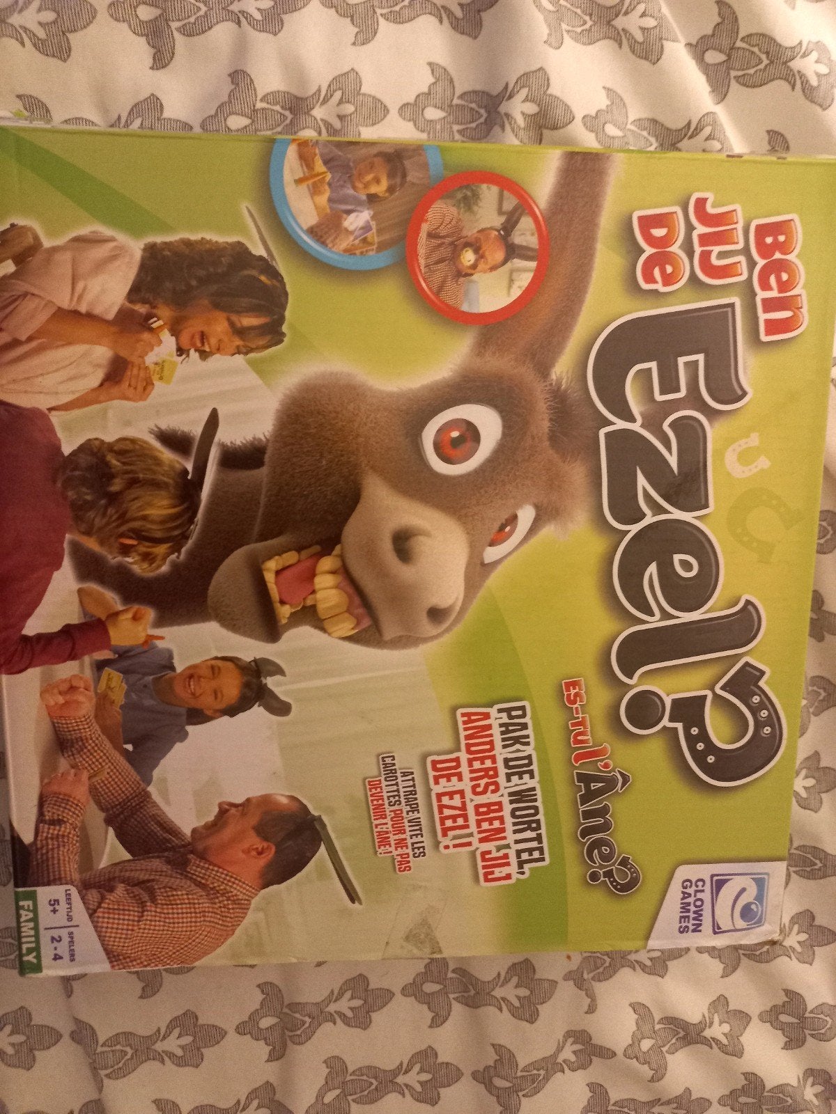 Ben jij de Ezel? - Leuk familiespel!, Drie of vier spelers, Ophalen of Verzenden, Gebruikt, Clown Games