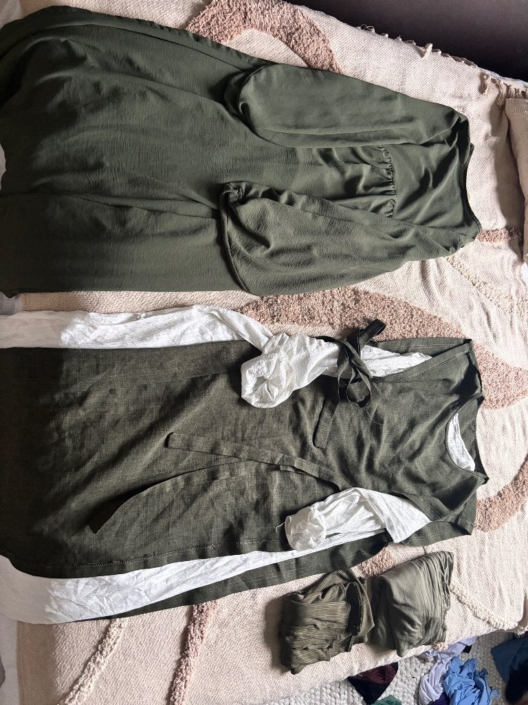 Groene zomer abaya en hoofddoek, Zo goed als nieuw, Ophalen, Maat 38/40 (M), Onder de knie