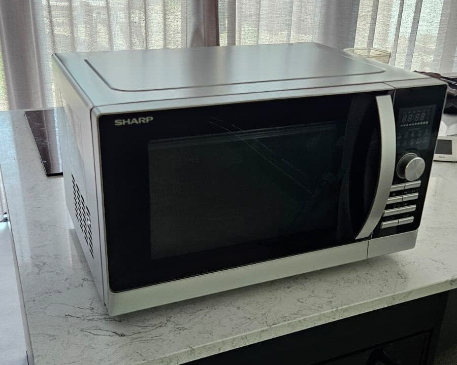 Sharp R843INW - Combi-magnetron, Witgoed en Apparatuur, Magnetrons, Ophalen, Combimagnetron, Hete lucht, Zo goed als nieuw