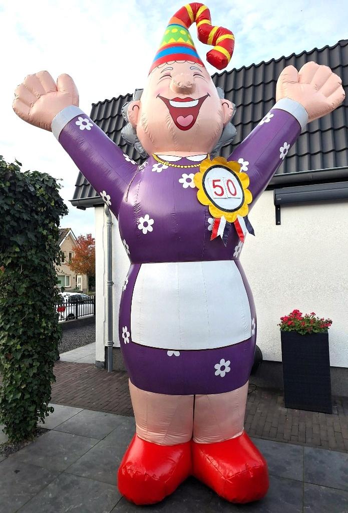 Sarah Hoera ! Paarse jurk 4 meter hoog nieuw, Ophalen, Nieuw, Abraham of Sarah