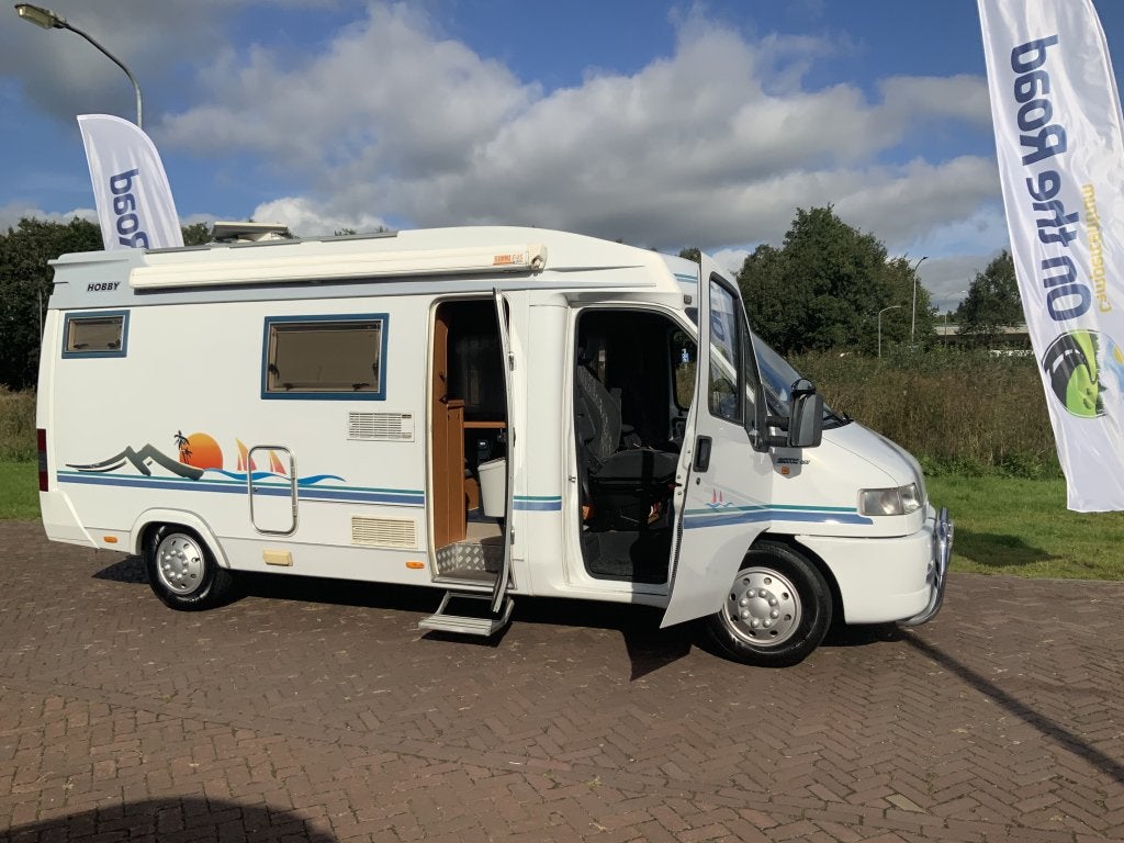 Hobby 550 2.5 TDI 115 PK Half-integraal, Stuurbekr., Overige merken, Fiat, “ Uw Camper-verkoopmakelaar Camper centrum on the road Marum