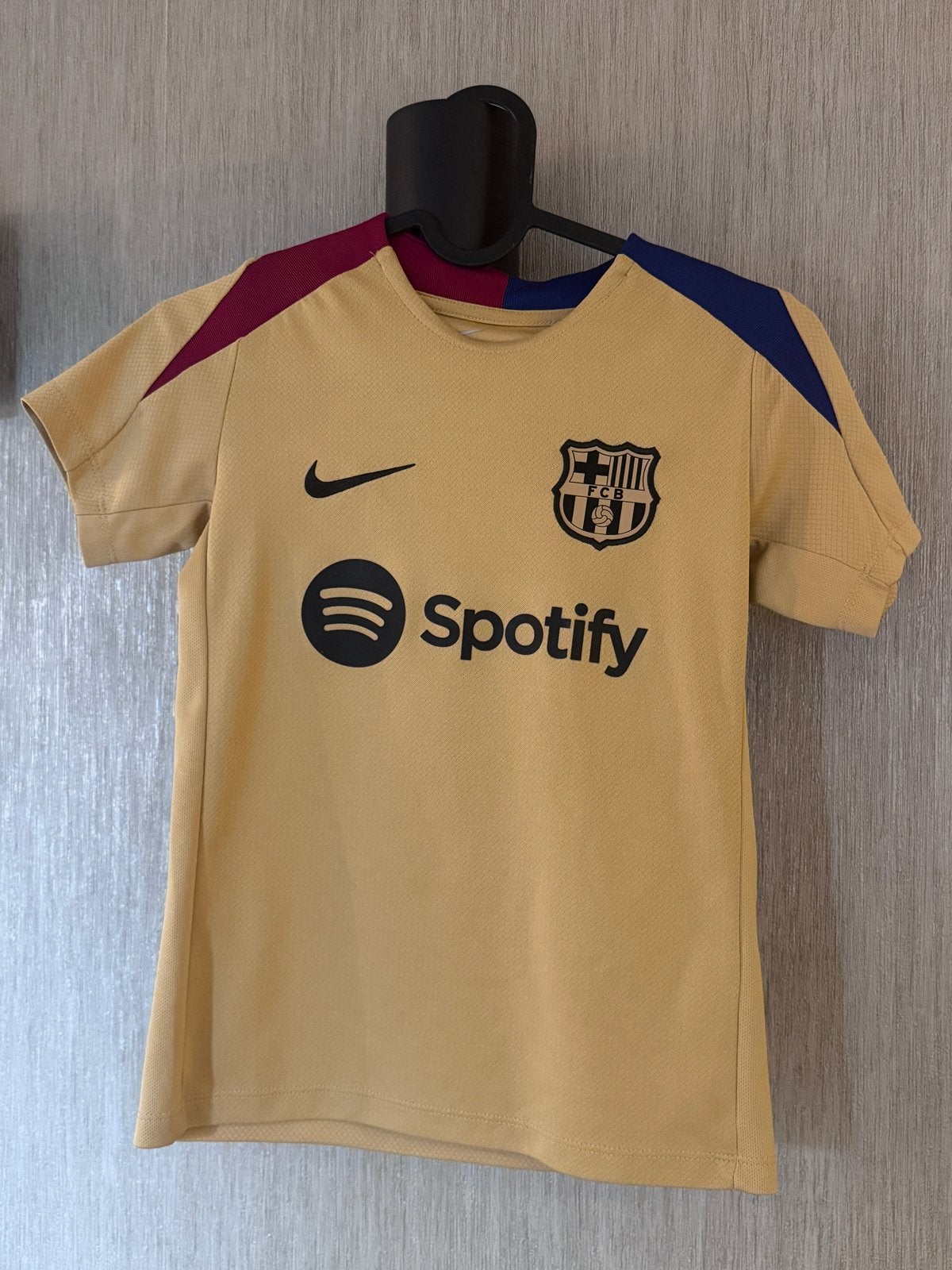FC Barcelona shirt - Maat S (128-137 CM), Ophalen of Verzenden, Zo goed als nieuw, Jongen of Meisje