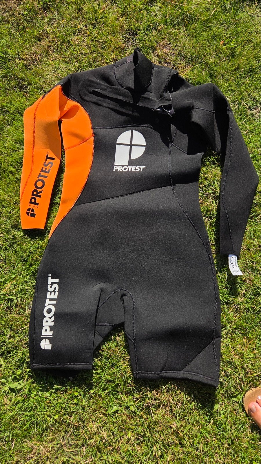 Protest Wetsuits 2x Maat 38 - Nieuw!, Wetsuit, Protest, Nieuw, Ophalen of Verzenden