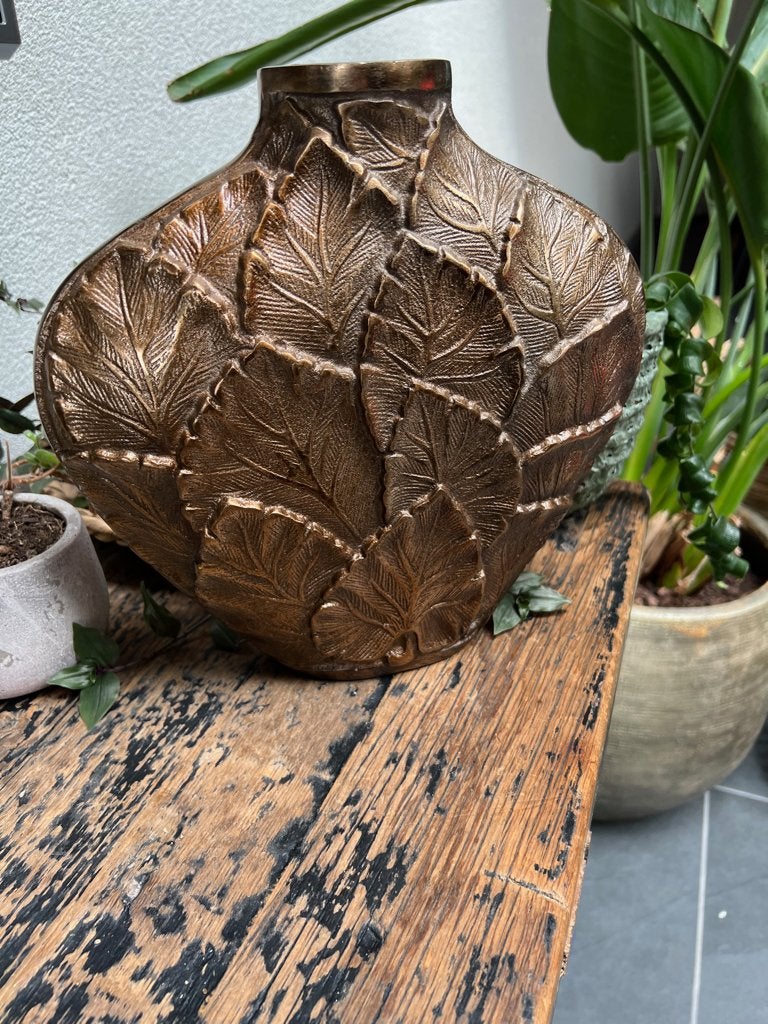 Indiase metaal vaas blaadjes India 26 cm, 26 cm, Overige kleuren, Nieuw, Ophalen of Verzenden
