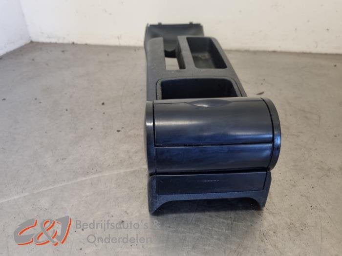 Middenconsoles van een Volkswagen Golf, Gebruikt, -, Volkswagen, -