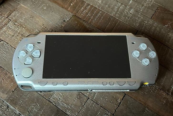 PSP zonder oplader, Ophalen of Verzenden, Zo goed als nieuw, Overige kleuren, PSP