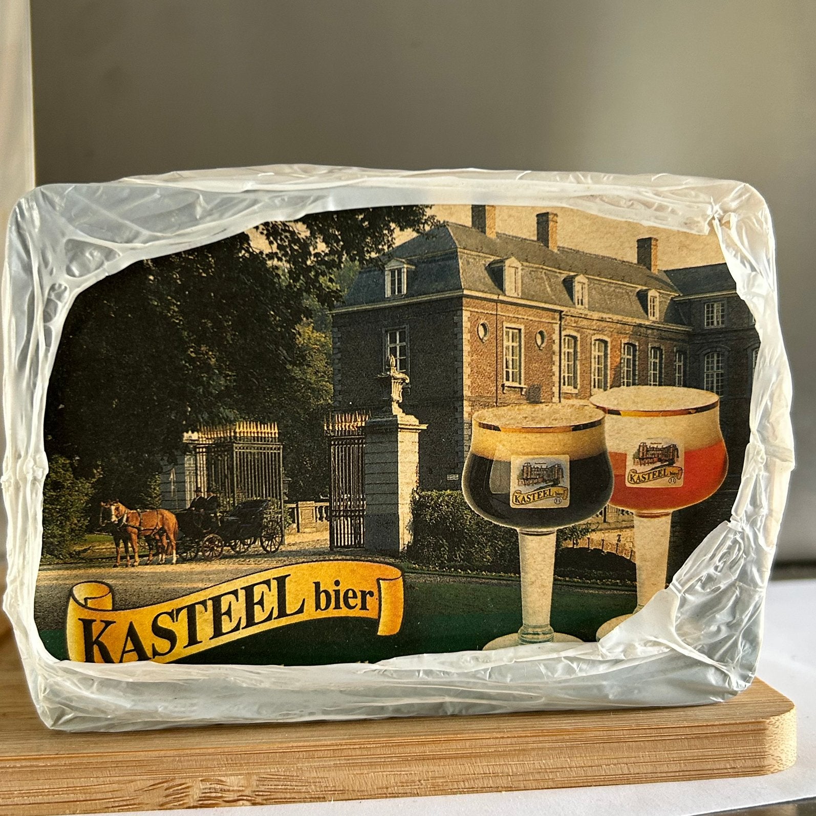 Bierviltjes kasteel bier nog 96 viltjes in de verpakking, Ophalen of Verzenden, Zo goed als nieuw, Viltje(s), Overige merken