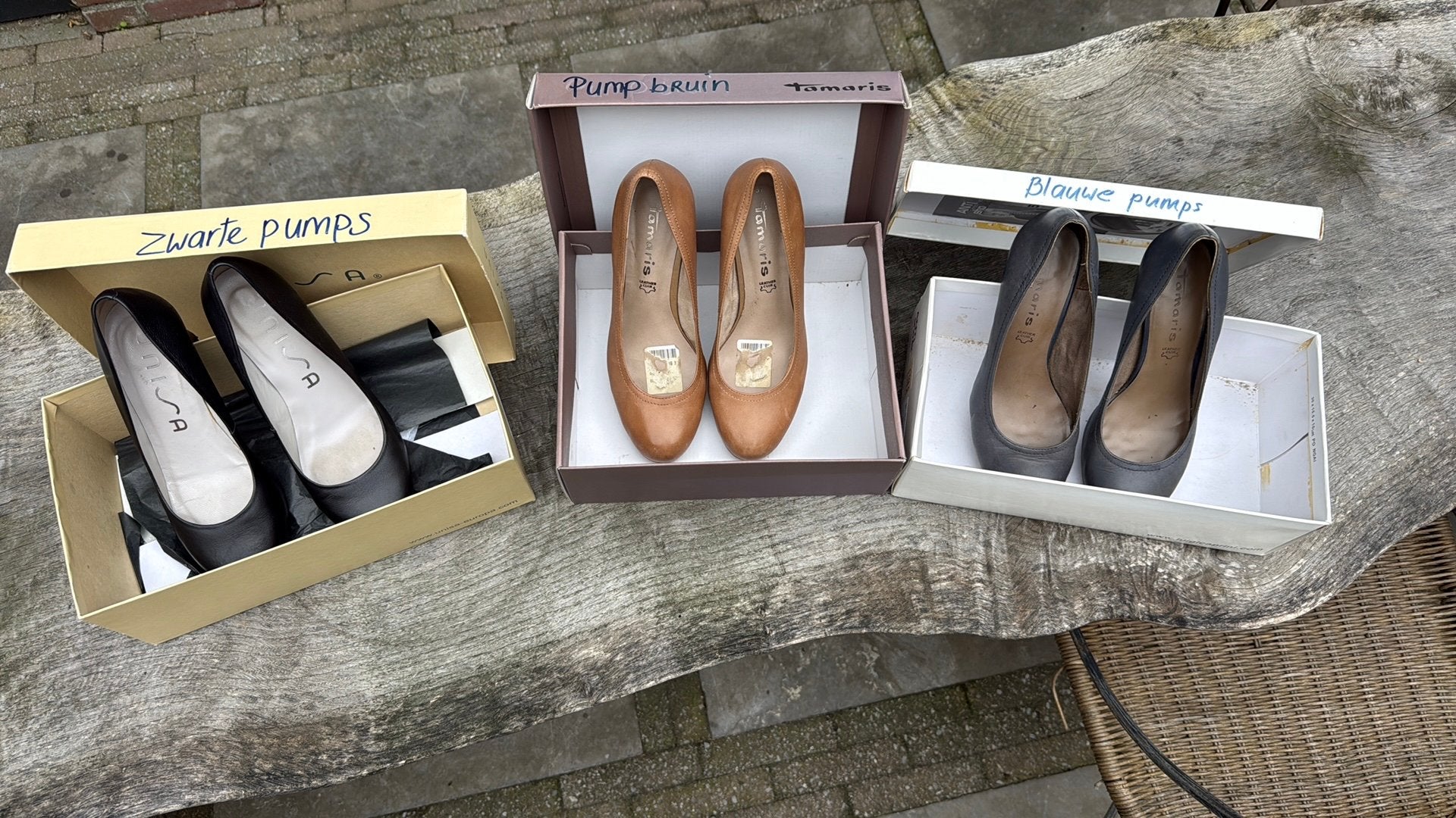 Klassieke Pumps blauw - zwarte -camel, Ophalen of Verzenden, Zo goed als nieuw, Blauw, Pumps