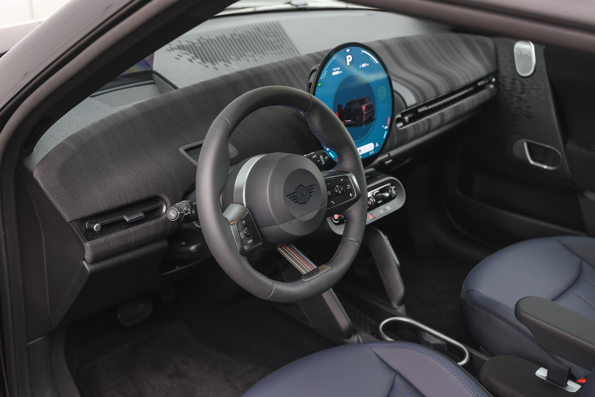 MINI Hatchback Cooper SE / Pakket XL / Panoramadak / JCW Spo, Dealer onderhouden, 4 stoelen, Leder en Stof, Nieuw