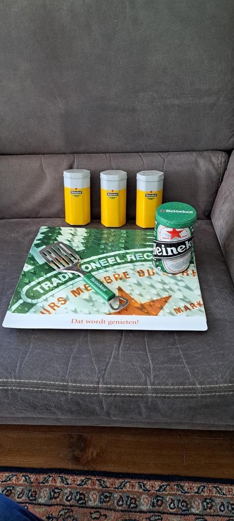 Heineken spullen, 4 glazen, 6 place mats, schep met opener, Verzamelen, Biermerken, Ophalen, Heineken
