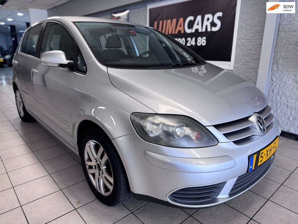 Volkswagen Golf Plus 1.6 FSI Optive 3| Nieuwe APK| Cruise |, Auto's, Volkswagen, Gebruikt, 4 cilinders, Parkeersensor, 116 pk