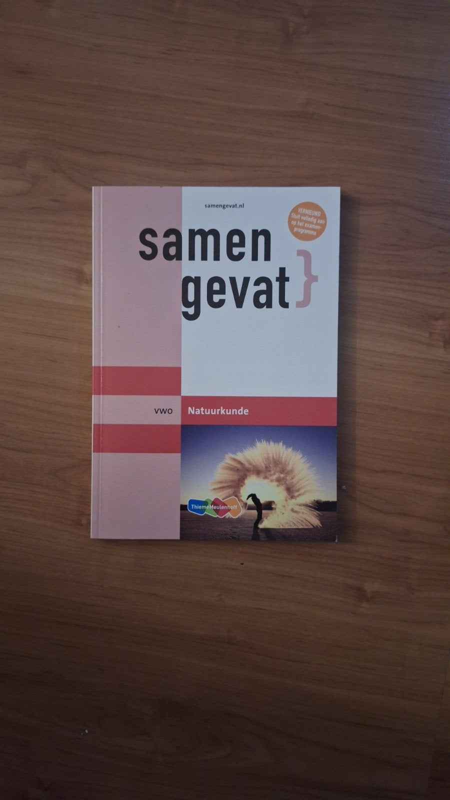 samengevat VWO natuurkunde, Ophalen of Verzenden, Zo goed als nieuw, Overige uitgevers, Nederlands