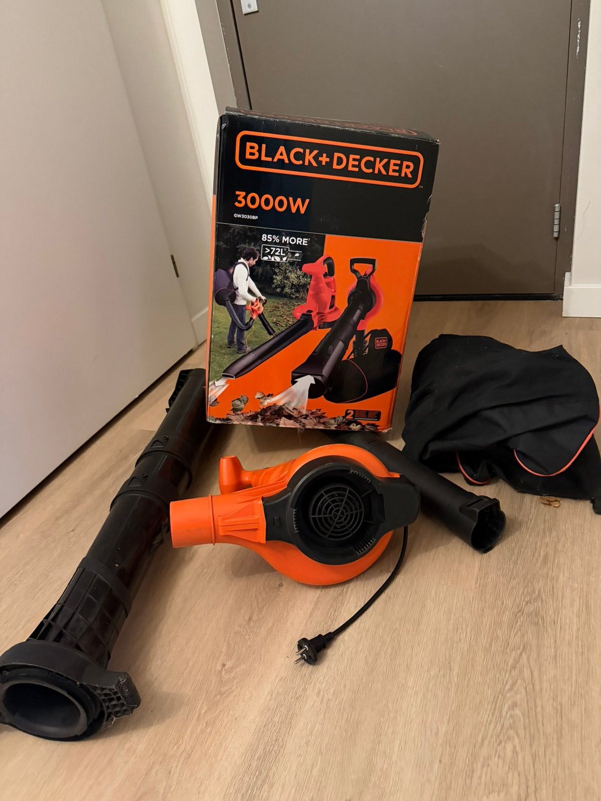 Black en Decker GW3030 3in1, Ophalen, Met opvangzak, Ruggedragen, Zo goed als nieuw