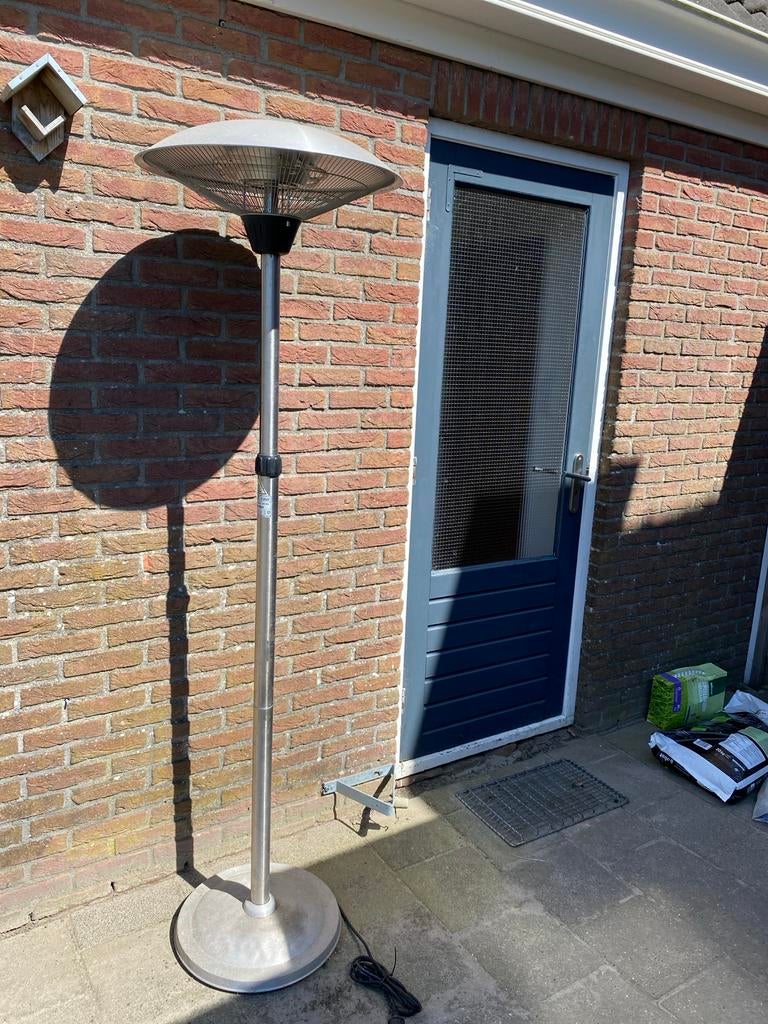 QUIGG Elektrische Terrasverwarmer 2100 Watt, Tuin en Terras, Terrasverwarmers, Gebruikt, Vloer, Waterbestendig, Ophalen