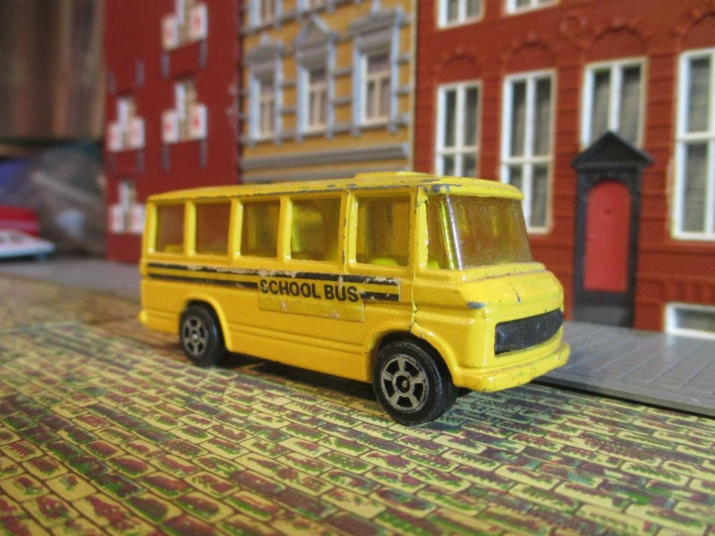Mercedes Benz O 309 - Corgi Juniors 508 509 T2 Schoolbus, Hobby en Vrije tijd, Modelauto's | Overige schalen, Ophalen of Verzenden
