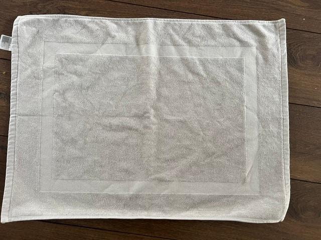 Badmat H&M Home  50 x 70, Ophalen of Verzenden, Nieuw, Beige, Badmat