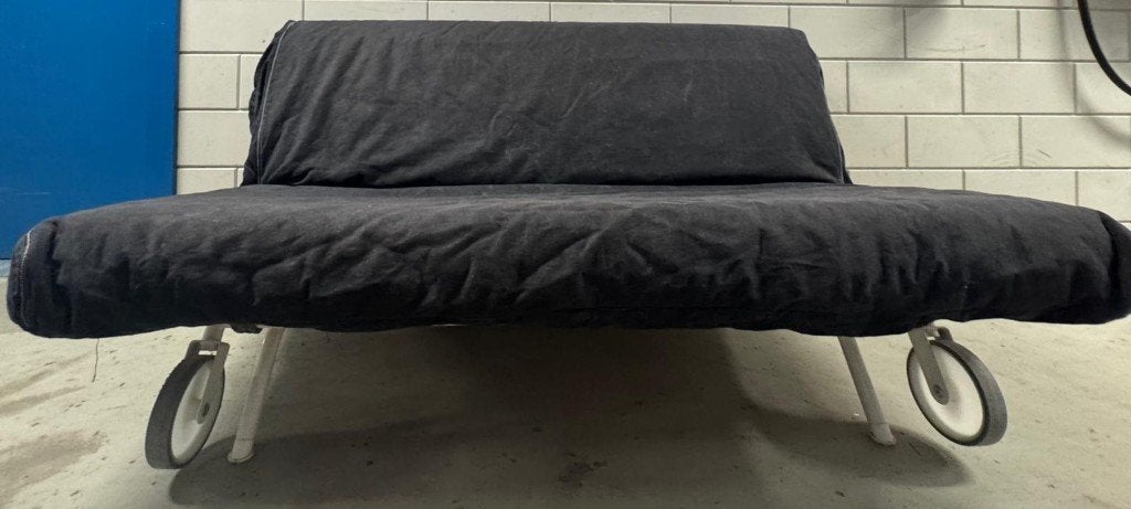 Old black sofa bed, Ophalen, Gebruikt, Tweepersoons, 160 cm