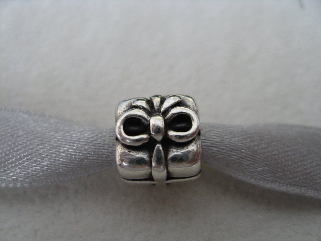Pandora Bedel Kado met strik, Verzenden, Zo goed als nieuw, Zilver, Pandora
