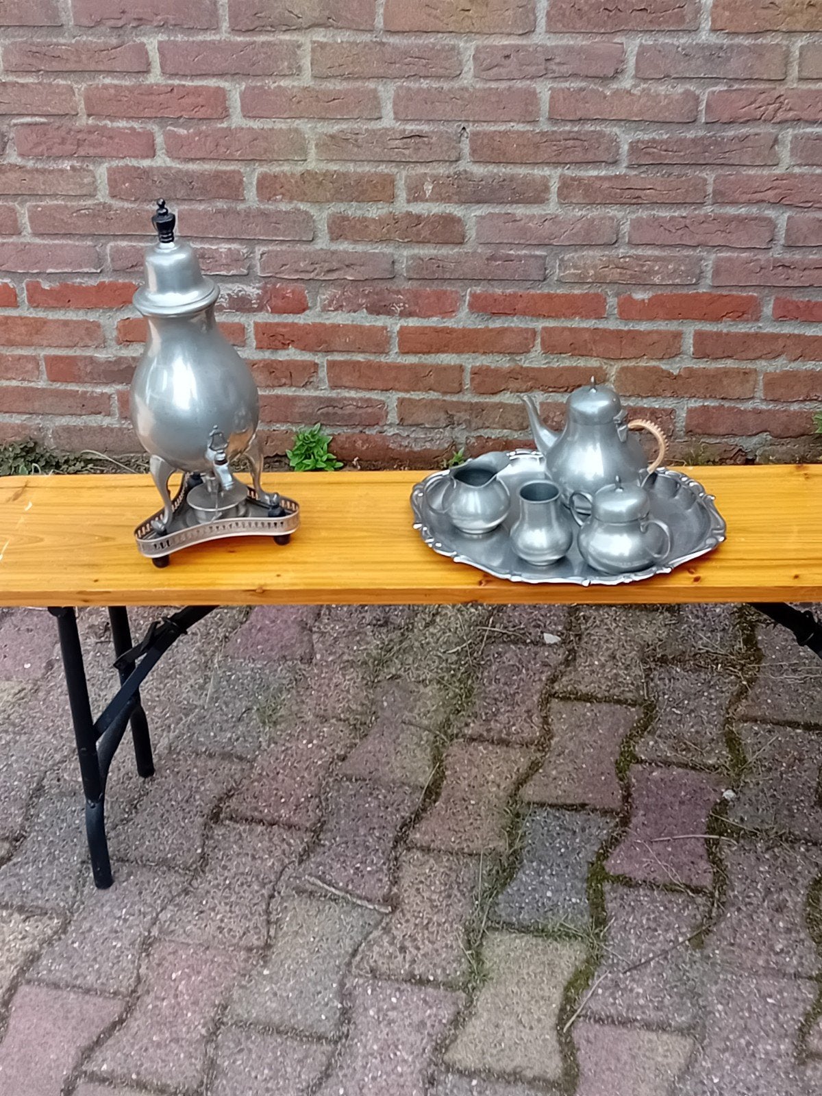 Kraantjespot en thee pot etc, Ophalen