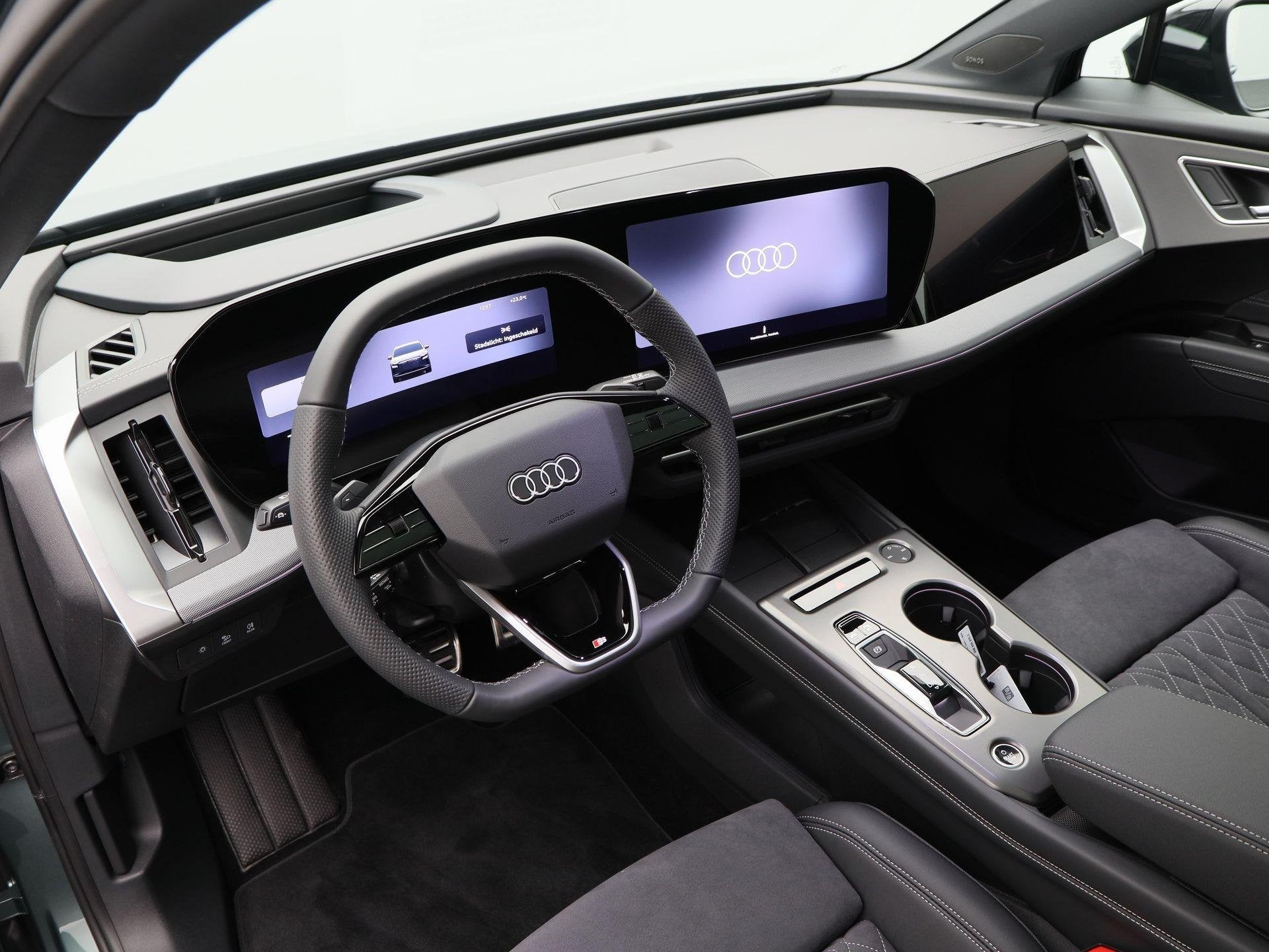 Audi Q4 e-tron S edition quattro performance | 82 kWh | 21 i, Auto's, Audi, 1800 kg, 82 kWh, Automatische klimaatregeling, SUV of Terreinwagen