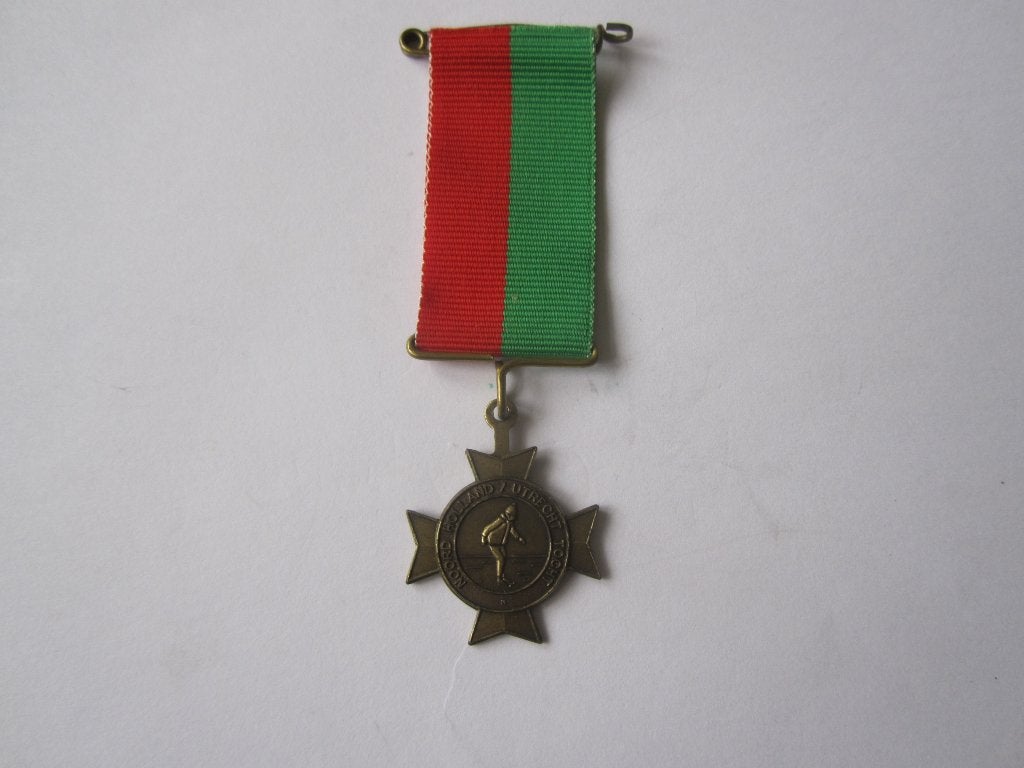 medaille schaatsen Elfstedentocht jeugd, Ophalen of Verzenden, Overige materialen, Nederland