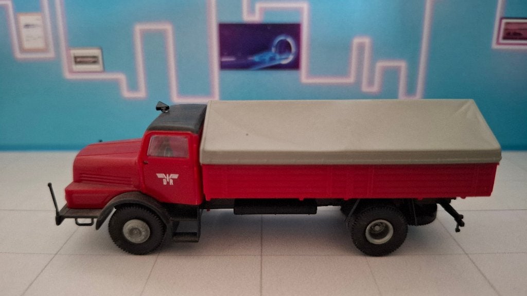 Brekina 1:87 IFA H6 spitshuif bakwagen DR, Ophalen of Verzenden, Gebruikt, Bus of Vrachtwagen, Brekina