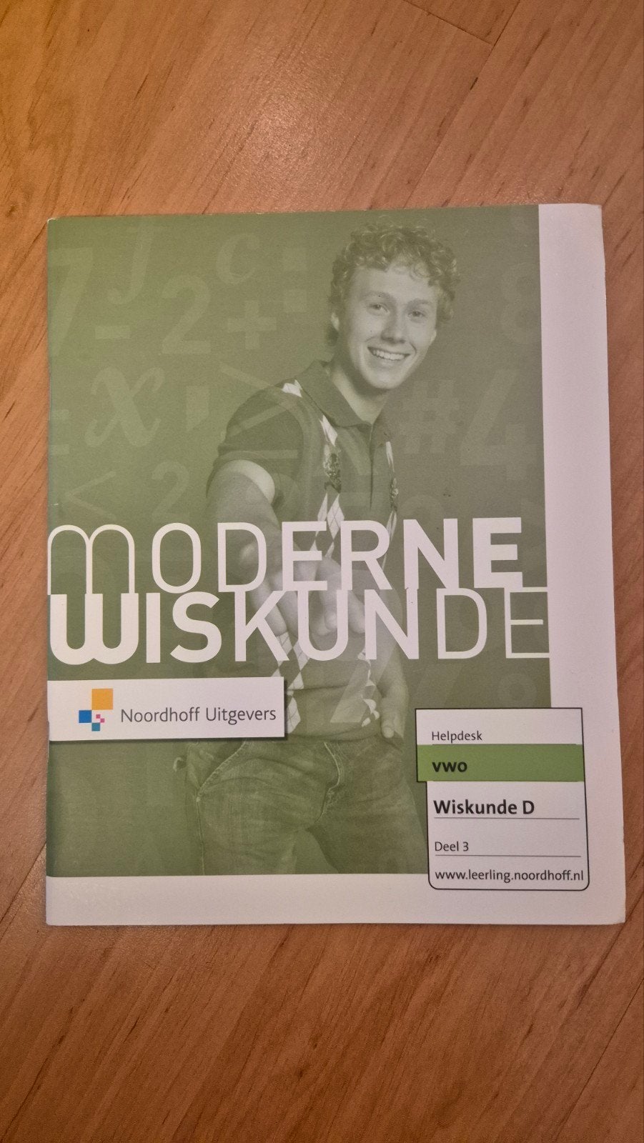 Helpdesk Moderne Wiskunde D deel 3, Ophalen of Verzenden, Zo goed als nieuw