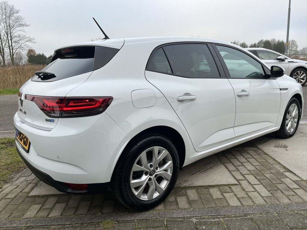 Renault Mégane 1.6 E-Tech Plug-In Hybrid 160 PK / Automaat, Auto's, Renault, 12 maanden, Gebruikt, 4 cilinders, Overige brandstoffen