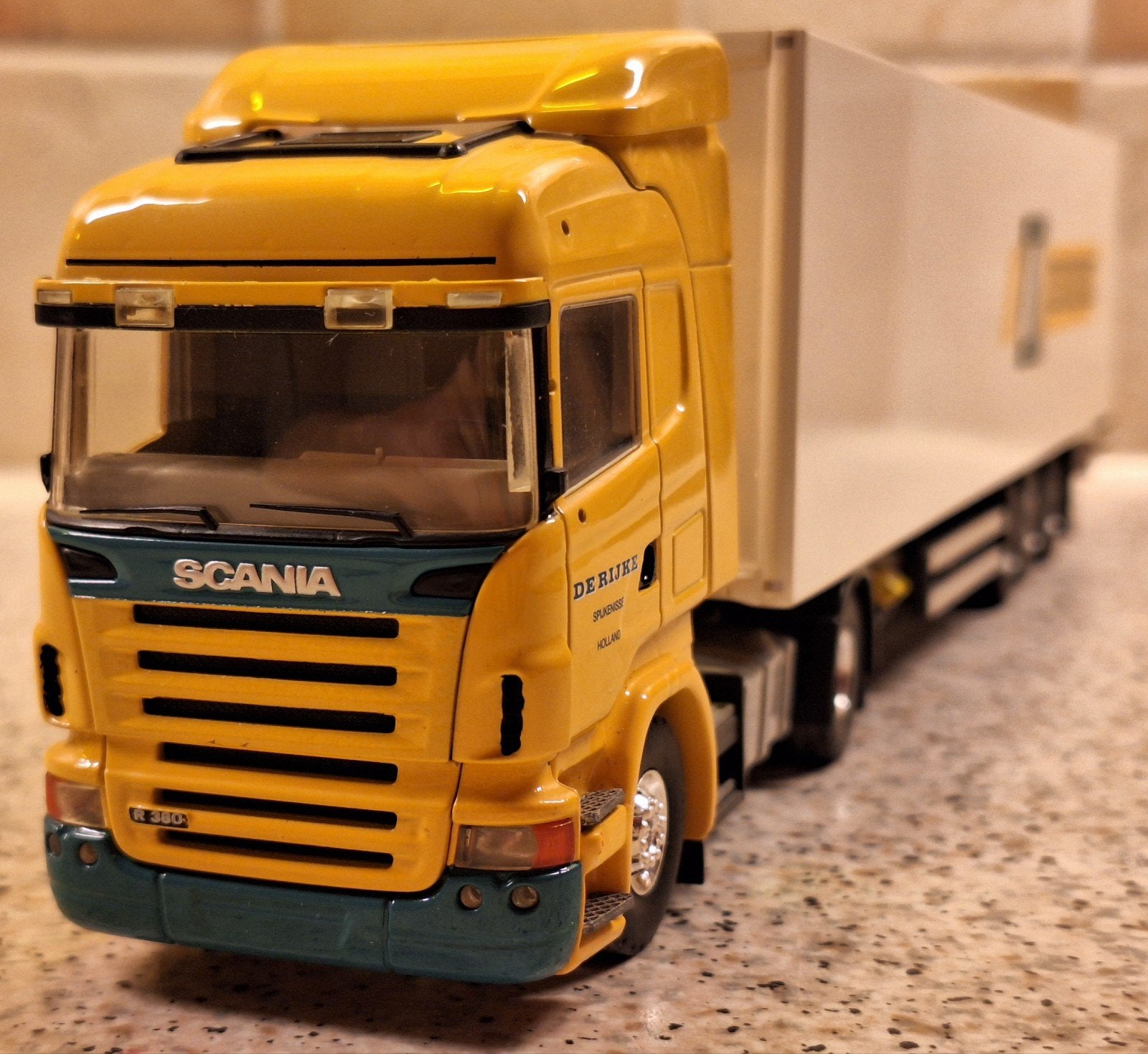 SCANIA R380 trekker met koeloplegger "De Rijke", Ophalen of Verzenden, Nieuw, Bus of Vrachtwagen, Tekno