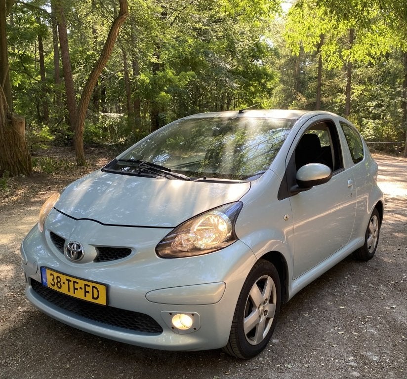 Toyota Aygo 1.0-12V Sport (bj 2006), Voorwielaandrijving, Gebruikt, 68 pk, Origineel Nederlands