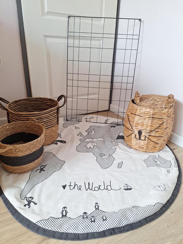 Accessoires kinderkamer of speelhoekje, Huis en Inrichting, Woonaccessoires | Schalen en Manden, Ophalen, Mand, Rond, Zo goed als nieuw