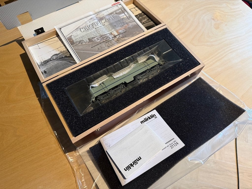 Märklin 37124 Jubiläums-Edition "60 Jahre Serie NS 1200", Wisselstroom, Locomotief, Nieuw, Ophalen of Verzenden