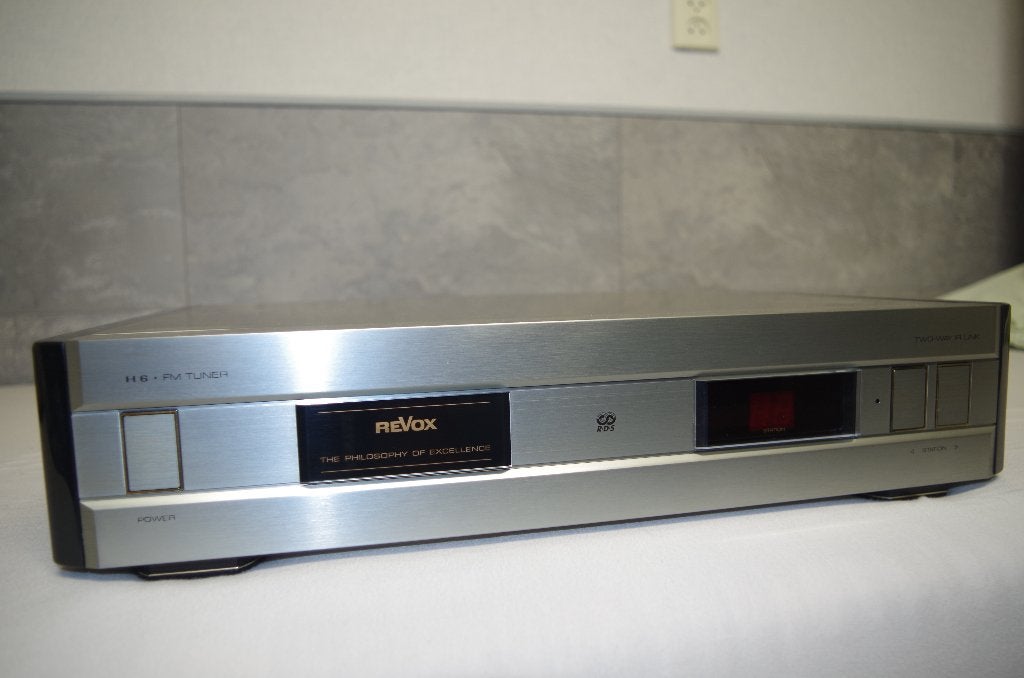 Revox H6 FM tuner, Audio, Tv en Foto, Ophalen, Niet werkend, Analoog