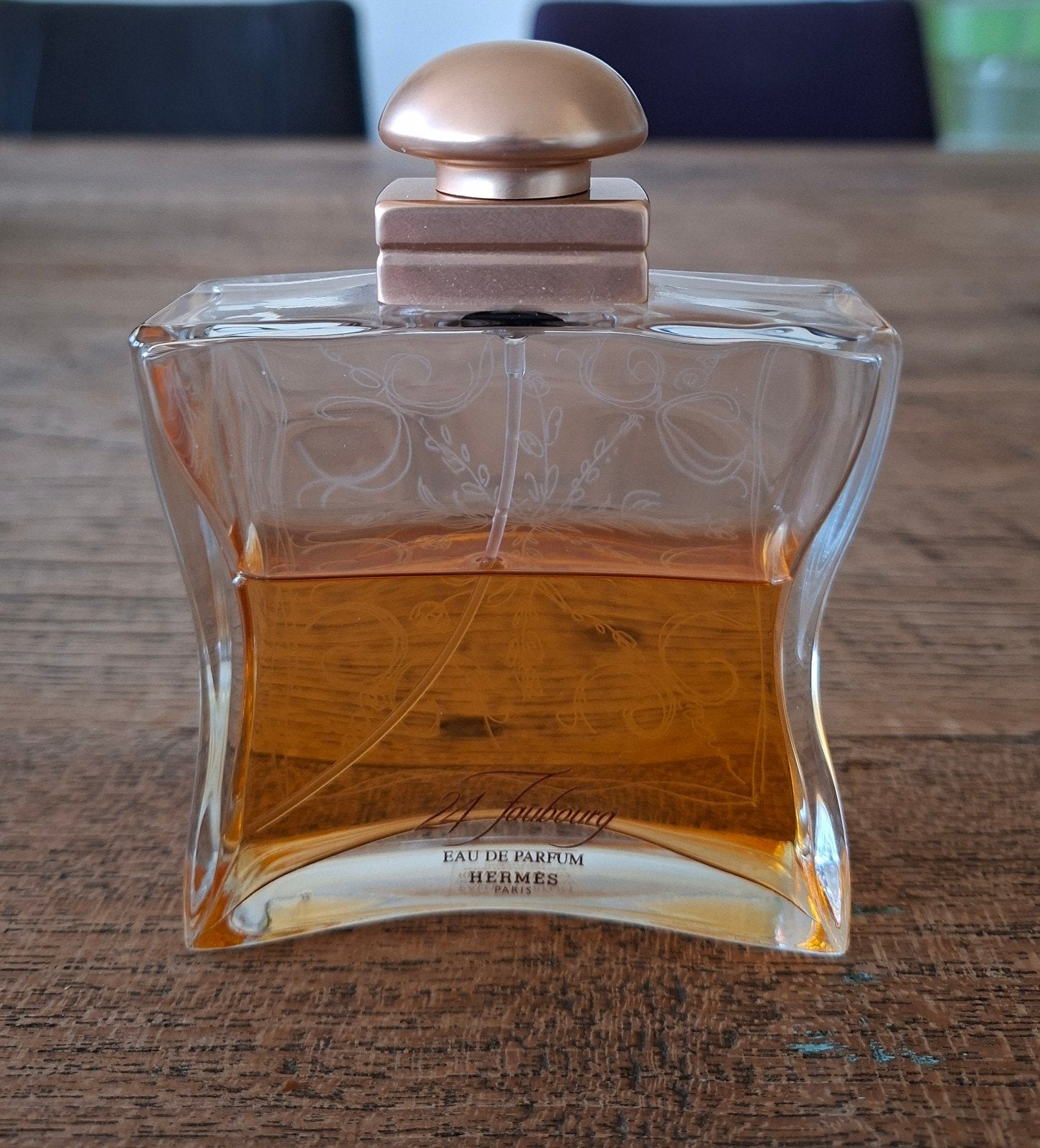 Restfles Eau de parfum Hermes 24 Faubourg, Sieraden, Tassen en Uiterlijk, Uiterlijk | Parfum, Ophalen of Verzenden, Gebruikt