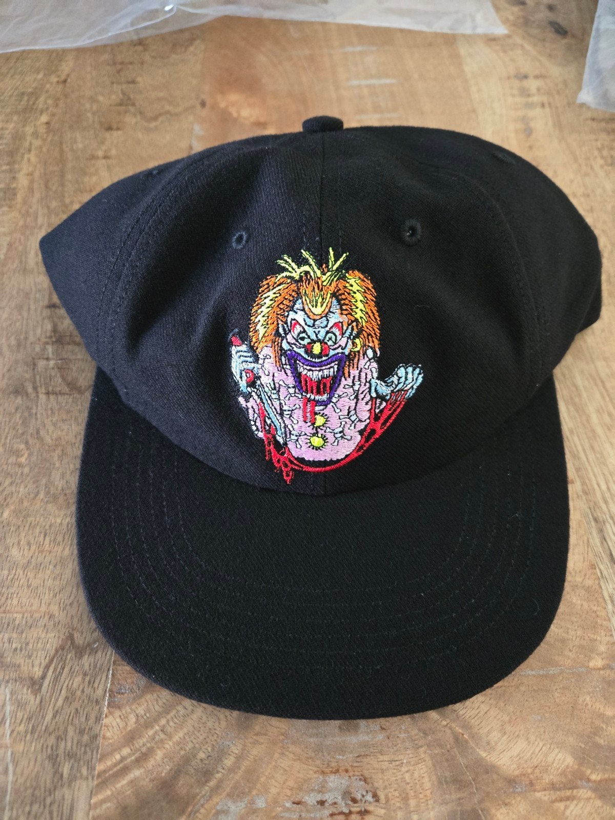 Supreme 6 panel murder clown black, Kleding | Heren, Hoeden en Petten, Nieuw, Pet, Supreme, One size fits all