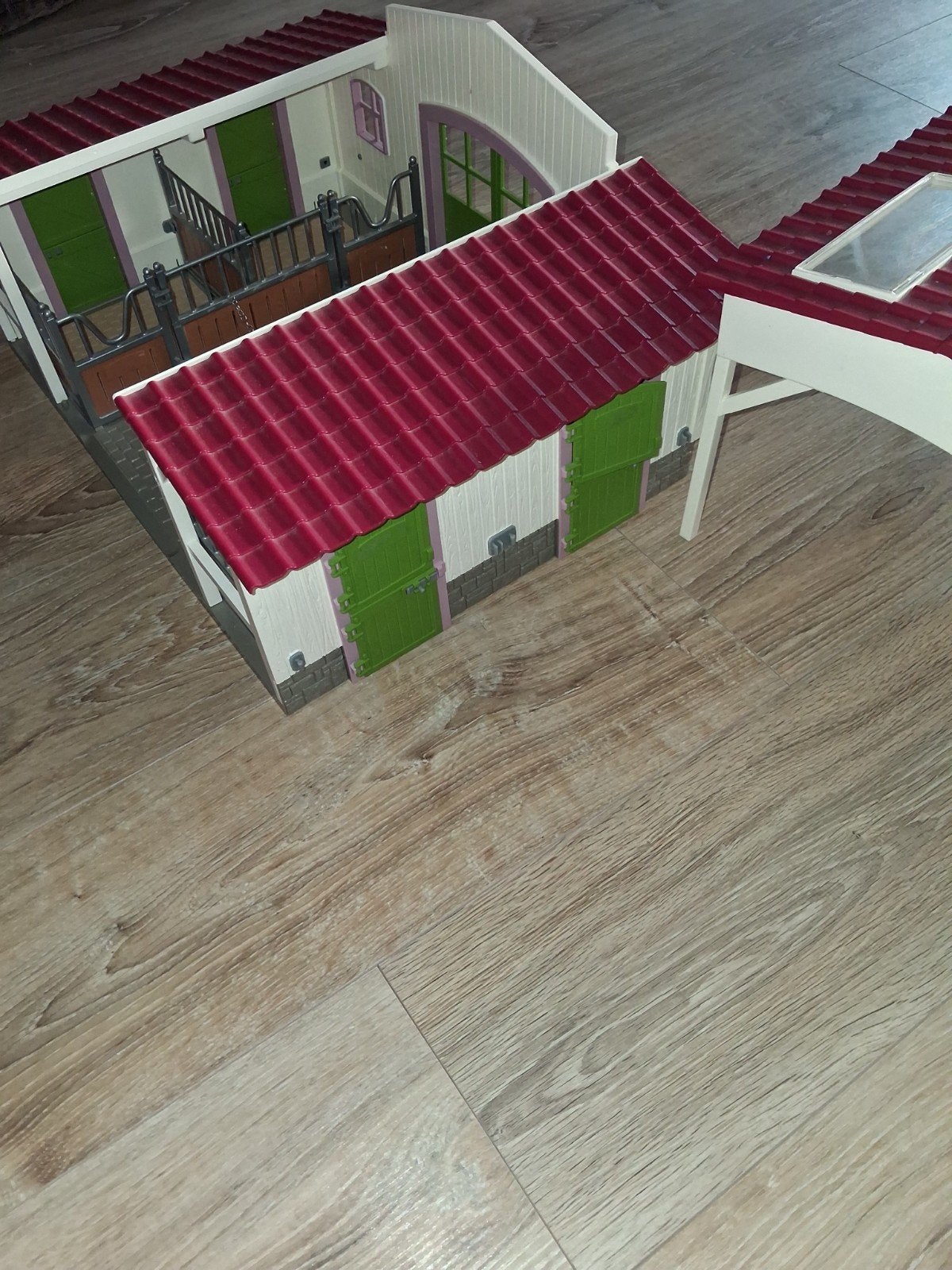Schleich paardenstal met afneembaar dak, Ophalen, Gebruikt, Jongen of Meisje