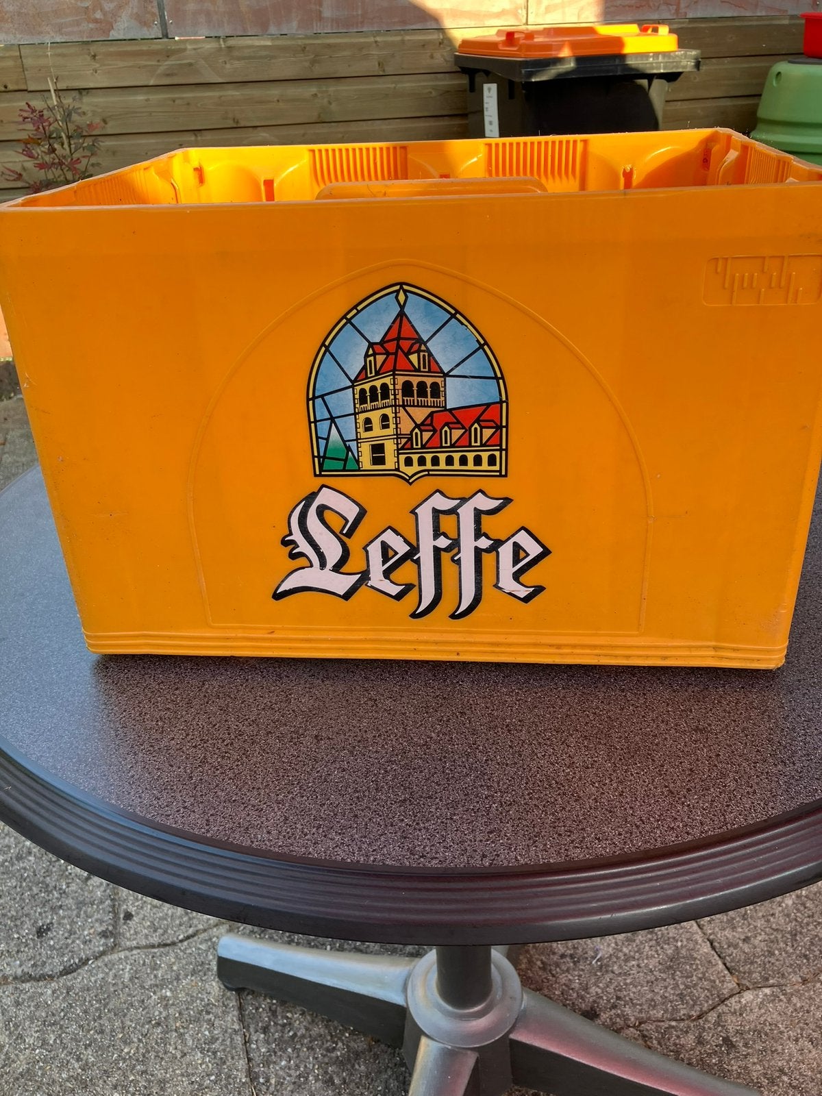 Bierkrat Leffe, Verzamelen, Ophalen of Verzenden, Gebruikt, Overige typen, Leffe