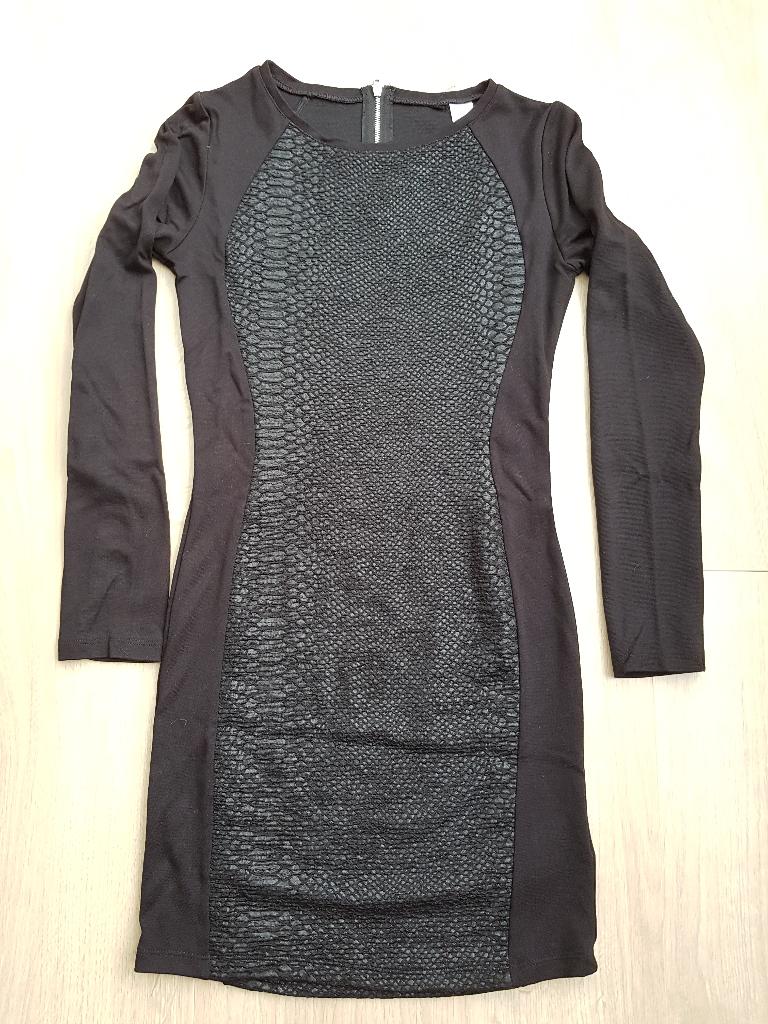 Zwarte jurk, H&M, maat 36, H&M, Zwart, Ophalen of Verzenden, Zo goed als nieuw