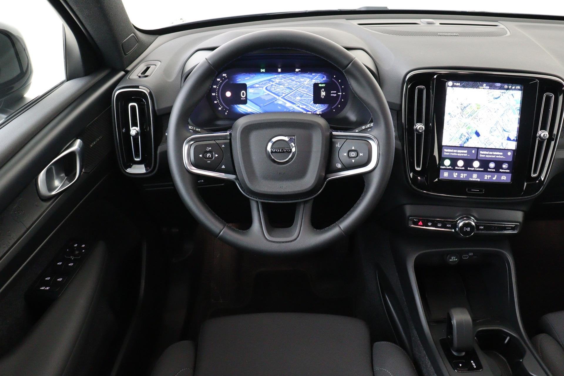 Volvo EX40 SINGLE MOTOR EXTENDED RANGE PLUS 82 kWh -HARMAN/K, Auto's, Automaat, 12 maanden, Gebruikt, 82 kWh