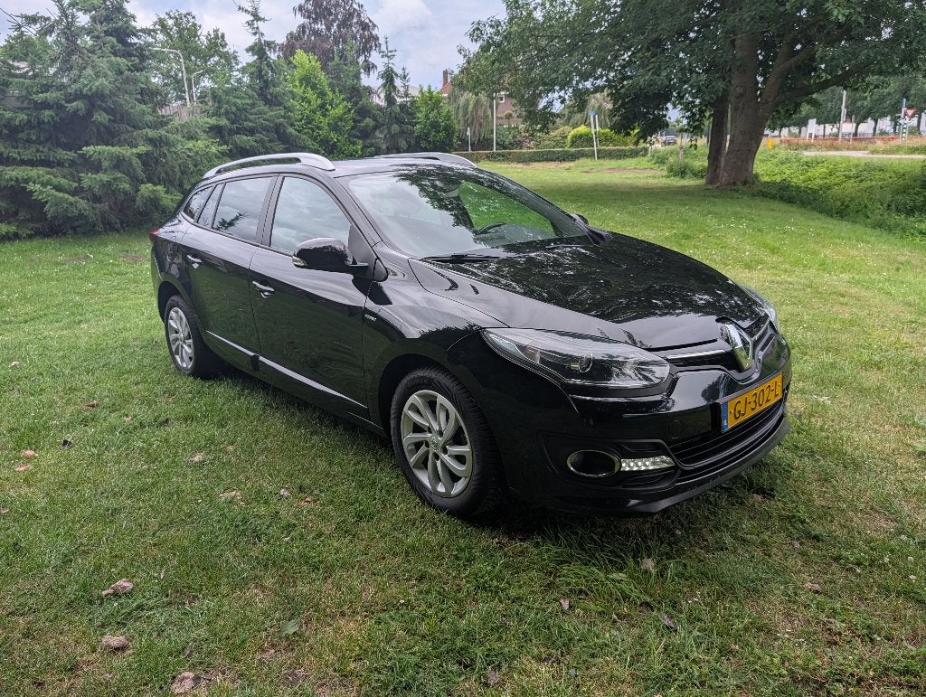 Renault Mégane Estate Limited 1.2 TCe 115pk 2015, Auto's, Renault, Voorwielaandrijving, Euro 5, Stof, Navigatiesysteem