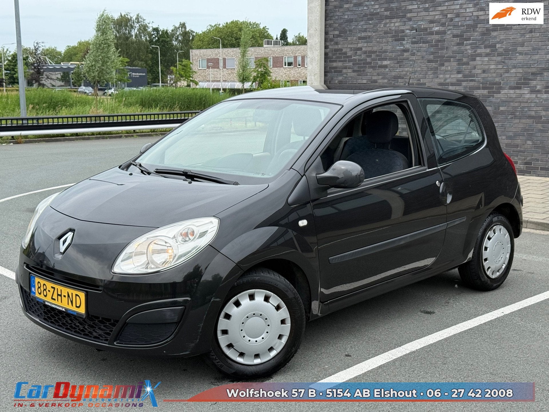 Renault Twingo 1.2 Authentique | Airco | Zuinig | Rijd Schak, Voorwielaandrijving, Twingo, Gebruikt, 31 €/maand