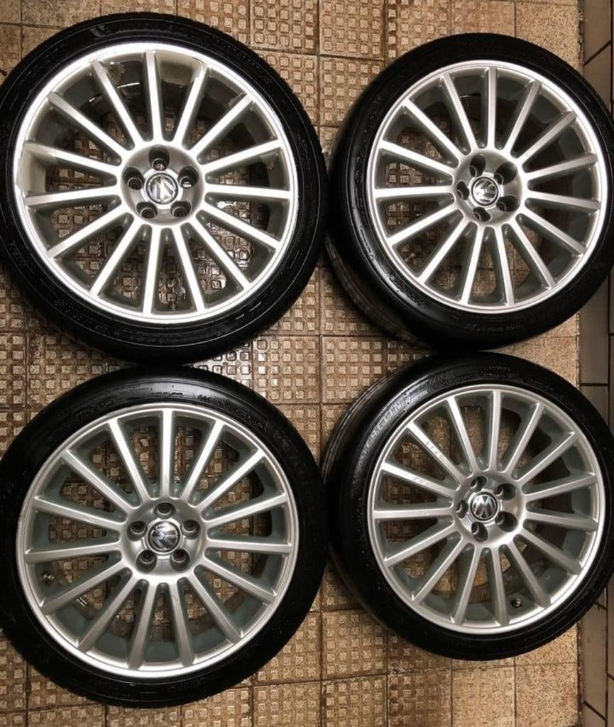 Originele OZ Aristo 18 Inch 5x100 Velgen Golf 4 R32, Auto-onderdelen, Banden en Velgen, Ophalen, 215 mm, Velg(en), 17 inch