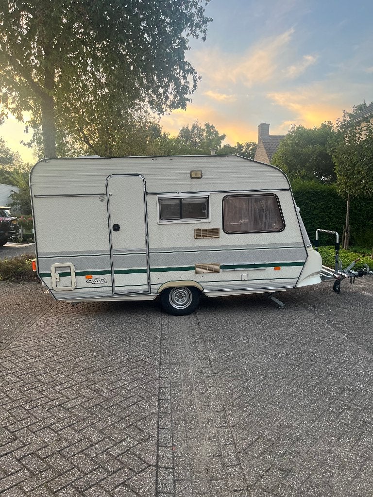 Chateau La Car 400 AT, Chateau, Dwarsbed, Treinzit, Particulier