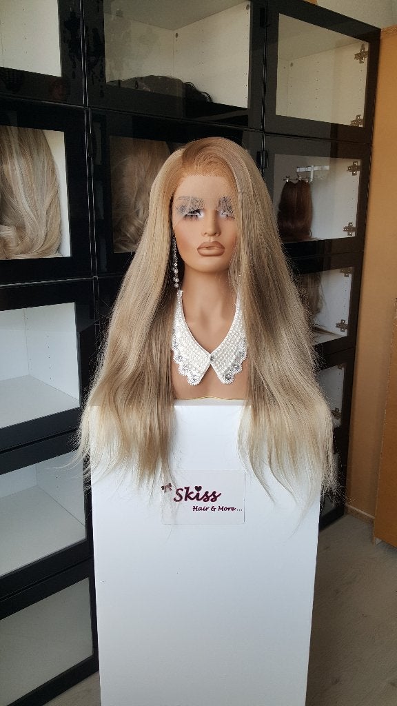 Luxe Lace Pruik: Uitgroei / Gemêleerd warm Blond / Punten, Ophalen of Verzenden, Nieuw, Pruik of Haarverlenging