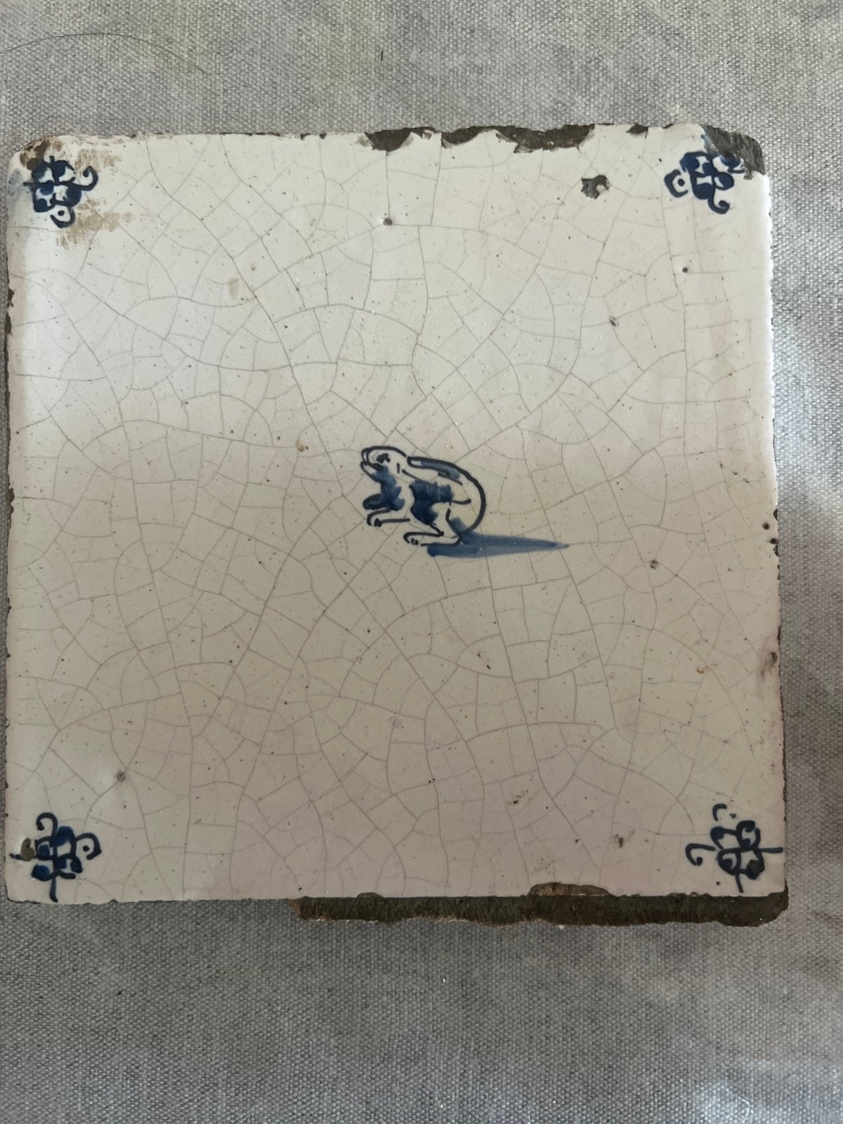 Antieke Hollandse Witjes Tegel met Kikker Decoratie, Antiek en Kunst, Ophalen of Verzenden