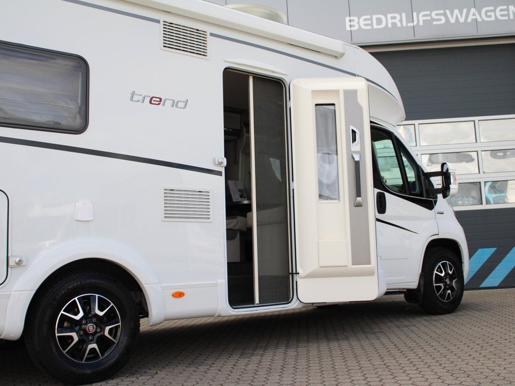 Dethleffs Trend T 7017 EB Lage enkele bedden Dakairco Hefbed, Fiat, Tot en met 2, Bedrijf, Airbags