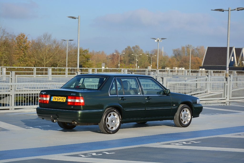 Volvo S90 3.0 AUT 1997 Groen, Automaat, Achterwielaandrijving, 1800 kg, Trekhaak