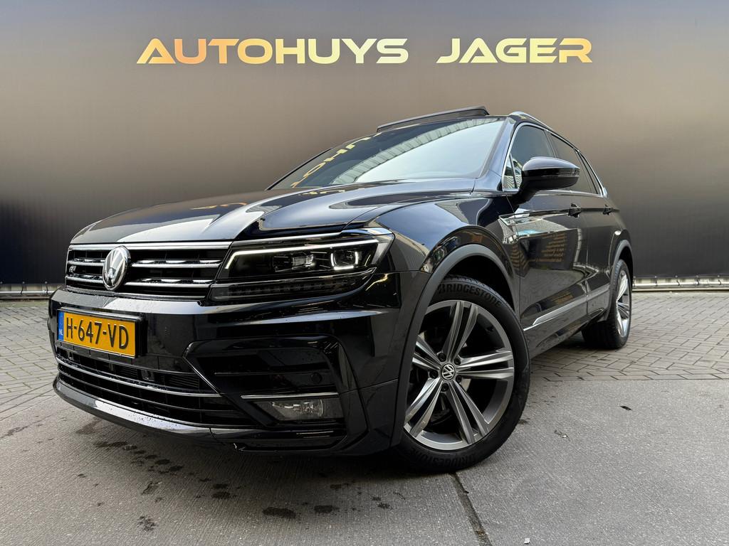 Volkswagen Tiguan 1.5 TSI ACT Highline Business R Pano Massa, Auto's, 4 cilinders, 150 pk, Zwart, Origineel Nederlands